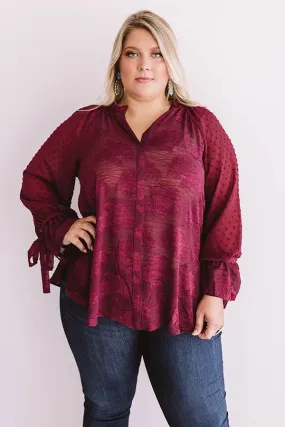 A Dozen Roses Shift Top In Wine Curves