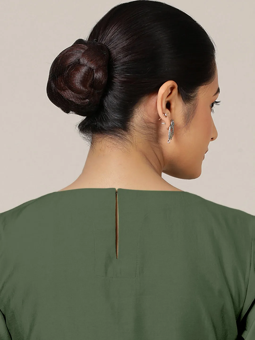 Esha x Rozaana | A Line Kurta in Hunter Green with Thread Work | Coords or Only Kurta