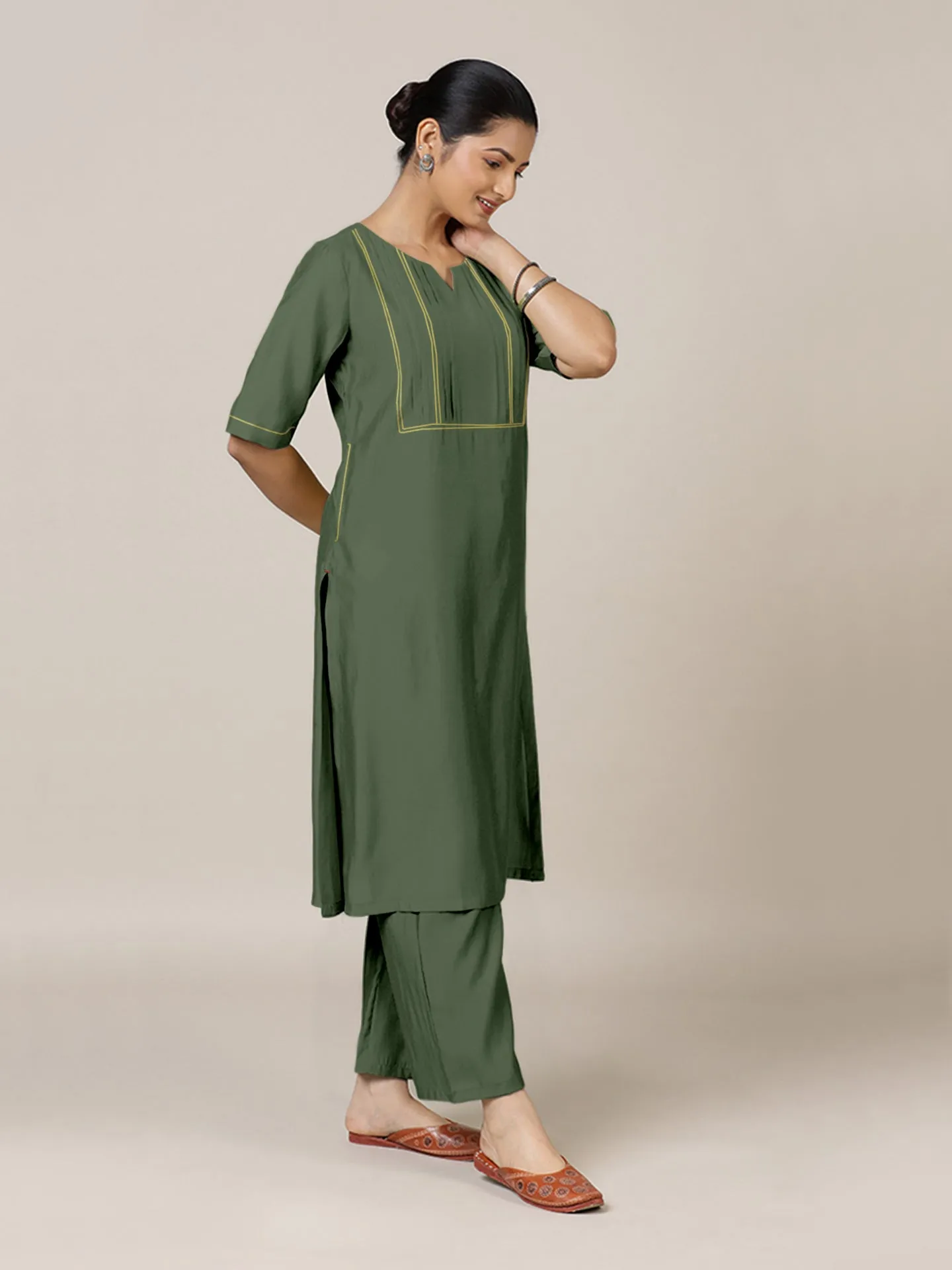 Esha x Rozaana | A Line Kurta in Hunter Green with Thread Work | Coords or Only Kurta