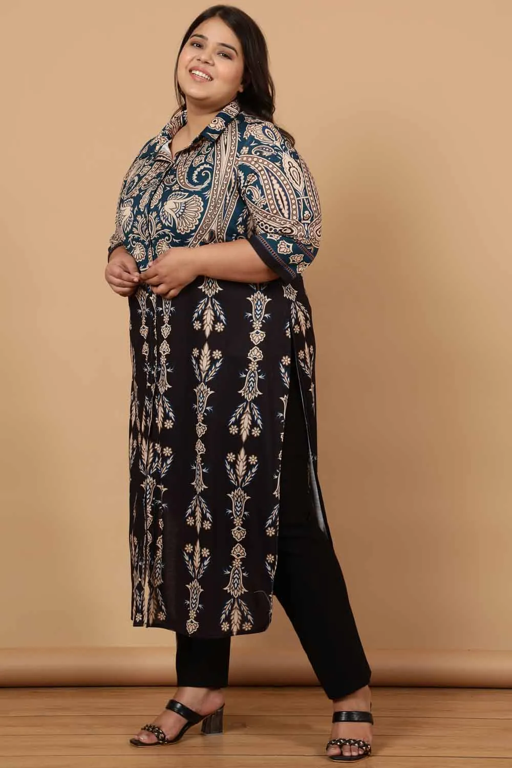 Plus Size Black Luxe Ethnic Print Kurta Cum Shrug