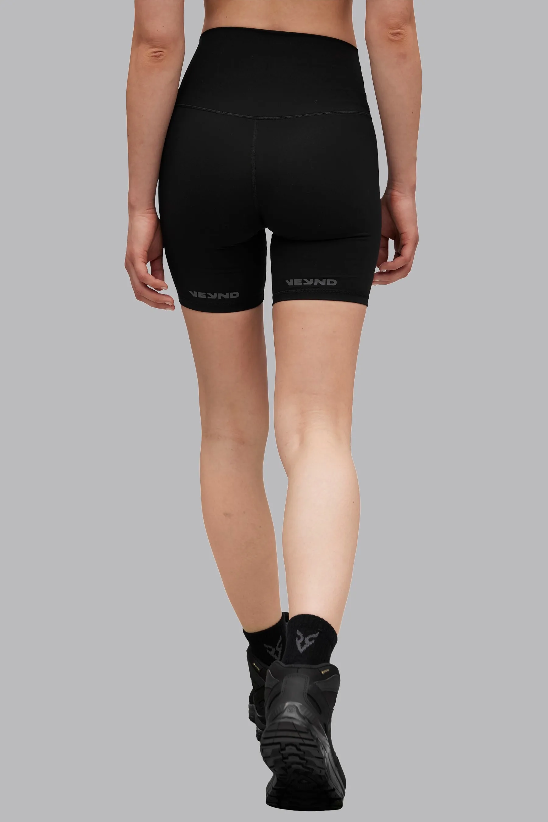 V_SCULPT® 7" SHORTS - Black